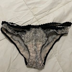 VS Cheekini/Bikini Panty